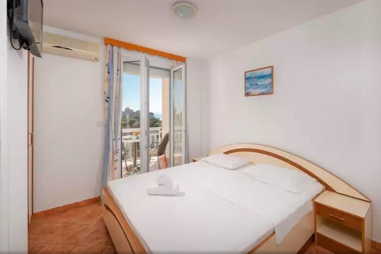 Gada Hotel Baska Voda Bagian luar foto