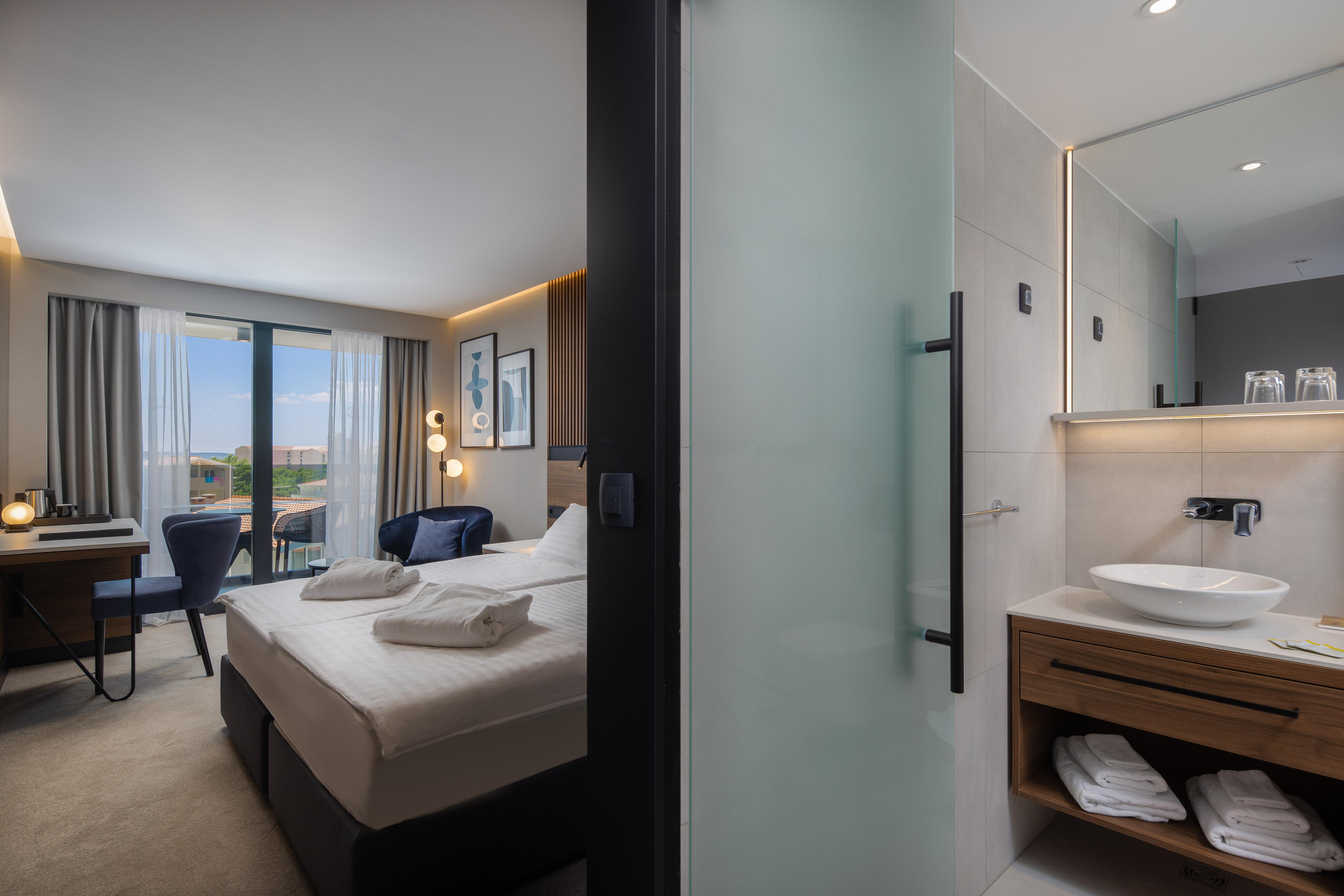 Gada Hotel Baska Voda Bagian luar foto